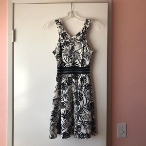 AQUA - black & white tropical dress (Size XS)